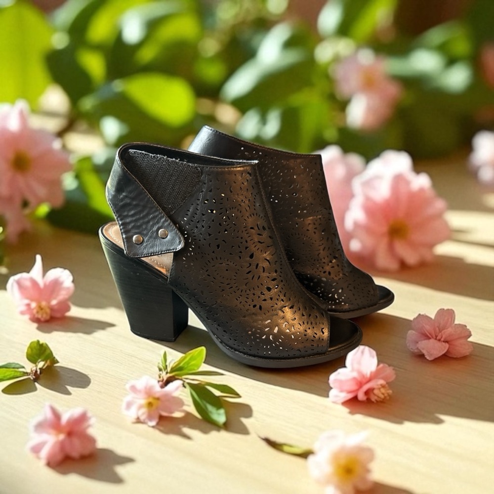 * Jessica Cline Women's Black Peep-Toe Ankle Boots